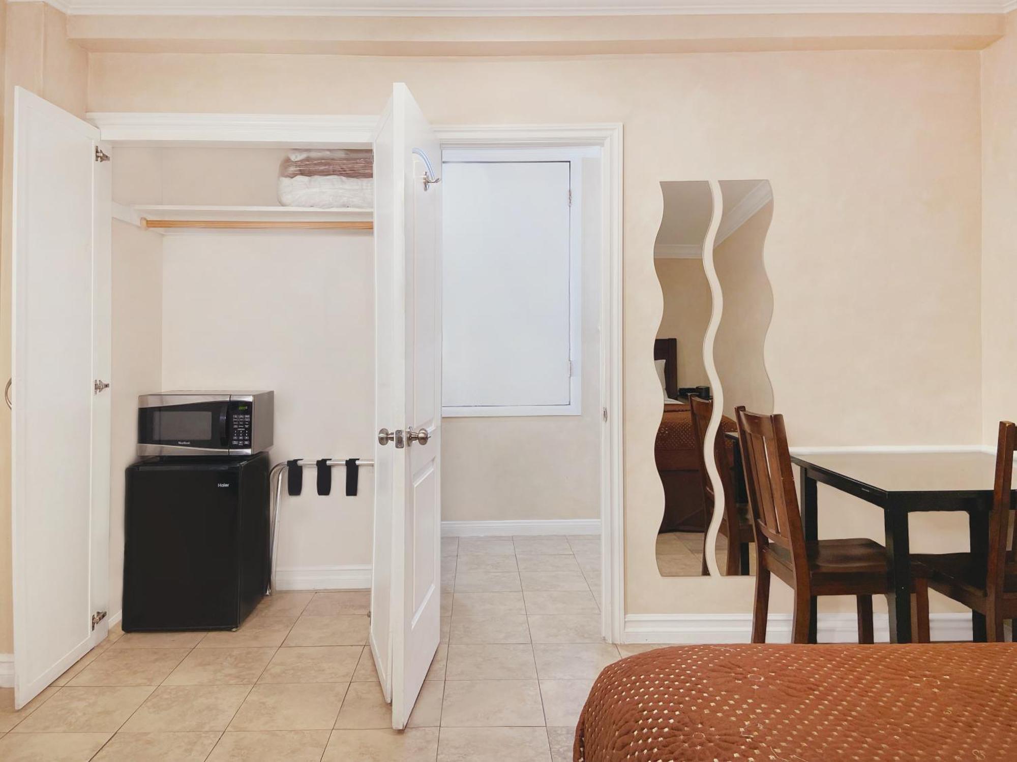 Nite Inn At Universal City - Walking Distance To Universal Studios Hollywood Los Angeles Dış mekan fotoğraf